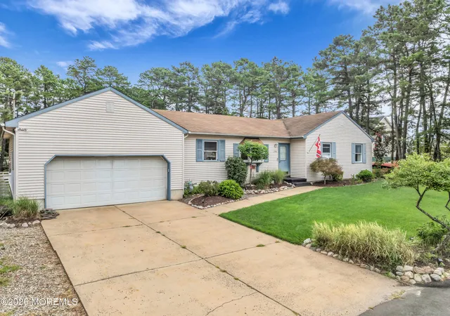 Photo 2 of Sale Pending at 2108 Champlain St, Toms River, NJ 08757 | MLS# 22622808 | Listing updated on 2026-09-09