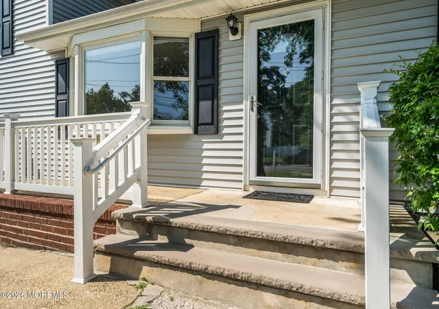 Photo 4 of Sale Pending at 299 Lillian Ln, Toms River, NJ 08755 | MLS# 22622813 | Listing updated on 2026-09-08