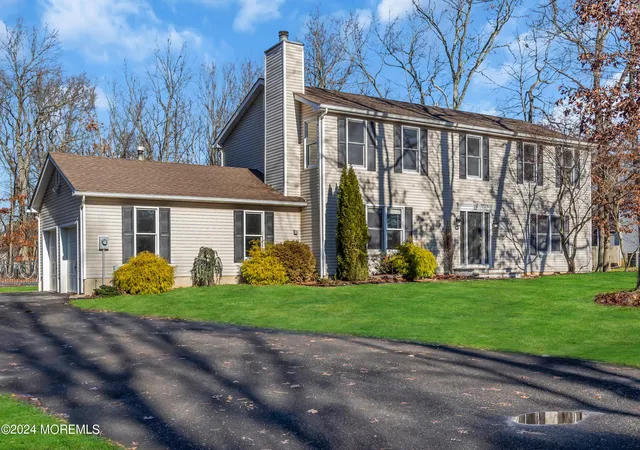 Photo 2 of Single family home for sale at 6 Afton Rd, Jackson, NJ 08527 | MLS# 22622822 | Listing updated on 2026-09-08