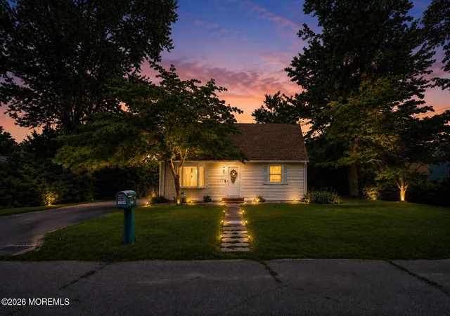 Photo 1 of Single family home for sale at 1309 9th Avenue, Toms River, NJ 08757 | MLS# 22622845 | Listing updated on 2026-08-10