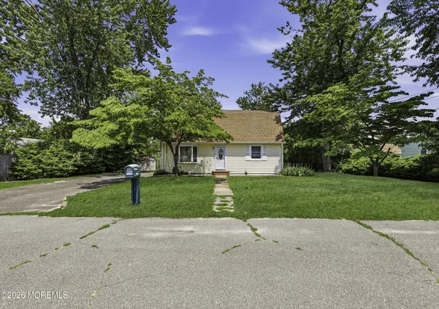 Photo 3 of Sale Pending at 1309 9th Avenue, Toms River, NJ 08757 | MLS# 22622845 | Listing updated on 2026-09-17