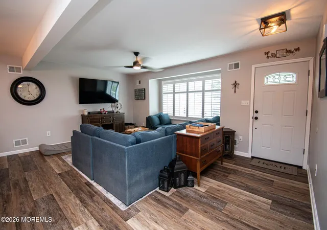 4th image of 1220 Neptune Ave, Beachwood, NJ 08722 | MLS# 22624025