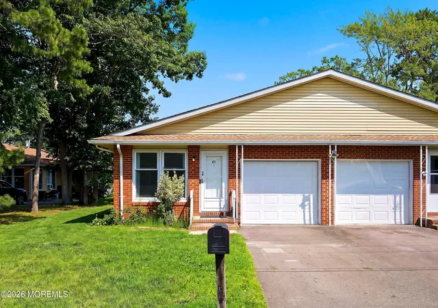 2nd image of 45 Dogwood Rd #8, Manahawkin, NJ 08050 | MLS# 22622839