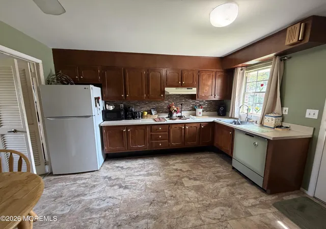 5th image of 446A Cheshire Ct #1001, Lakewood, NJ 08701 | MLS# 22622888