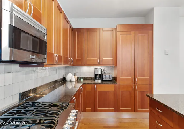 4th image of 23 Wallace St, Red Bank, NJ 07701