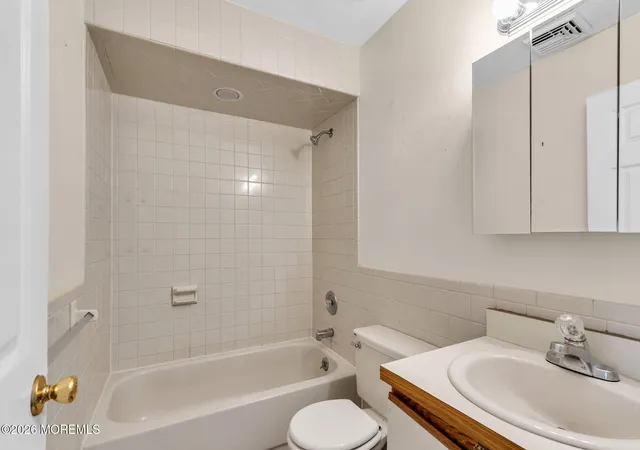 5th image of 35 Spruce St, Beachwood, NJ 08722 | MLS# 22623526