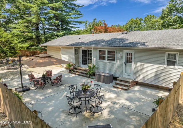 Photo 3 of Single family home for sale at 35 Dugan Ln, Toms River, NJ 08755 | MLS# 22622883 | Listing updated on 2026-08-13