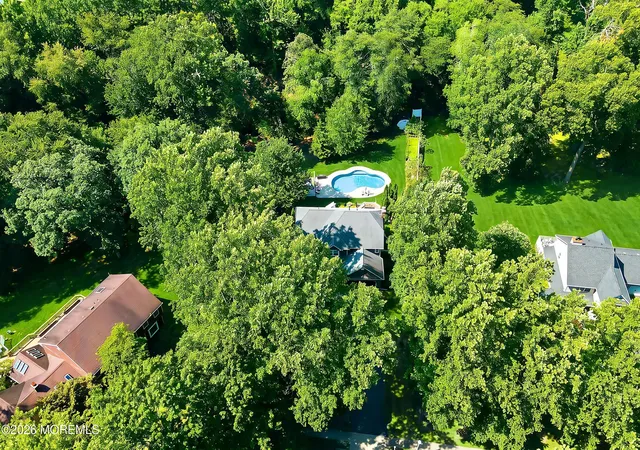2nd image of 4 Scarlet Oak Ct, Jackson, NJ 08527 | MLS# 22623223