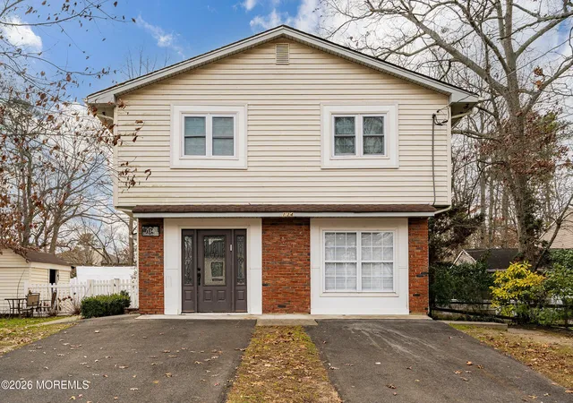 2nd image of 134 Shady Lane Dr, Lakewood, NJ 08701 | MLS# 22623825