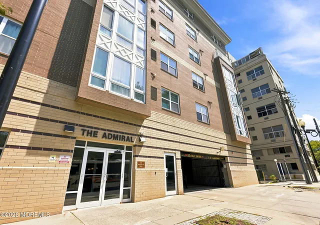 2nd image of 358 Rector St #302, Perth Amboy, NJ 08861 | MLS# 22622901