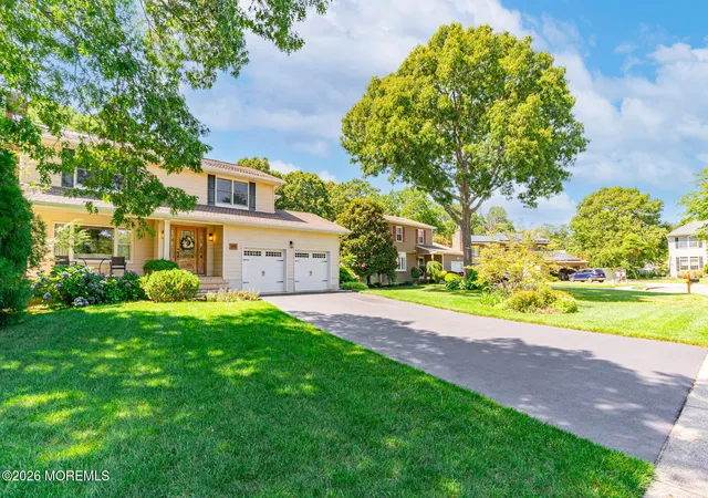 Photo 3 of Sale Pending at 139 Mello Ln, Toms River, NJ 08753 | MLS# 22623139 | Listing updated on 2026-08-14