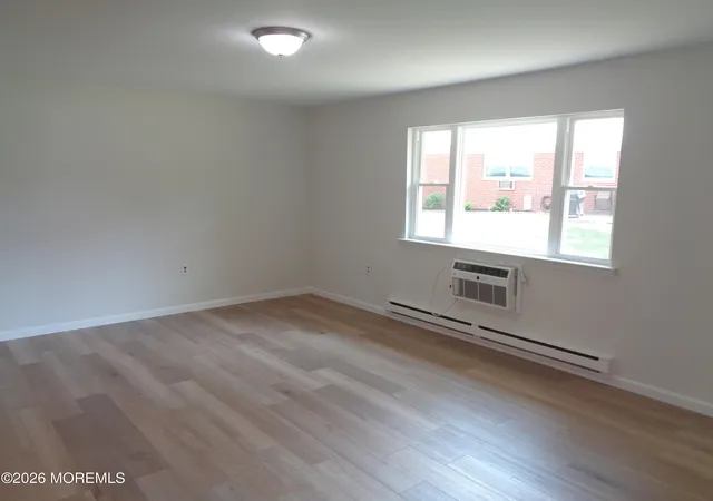 Photo 4 of Single family home for sale at 264 C Laurel Pl, Whiting, NJ 08759 | MLS# 22623027 | Listing updated on 2026-07-28