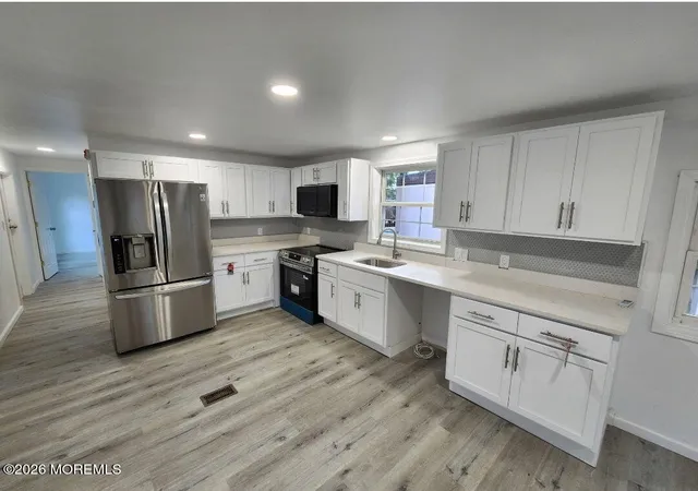 Photo 4 of Manufactured home for sale at 17 Pinewood Trl, Brick, NJ 08724 | MLS# 22622978 | Listing updated on 2026-08-24
