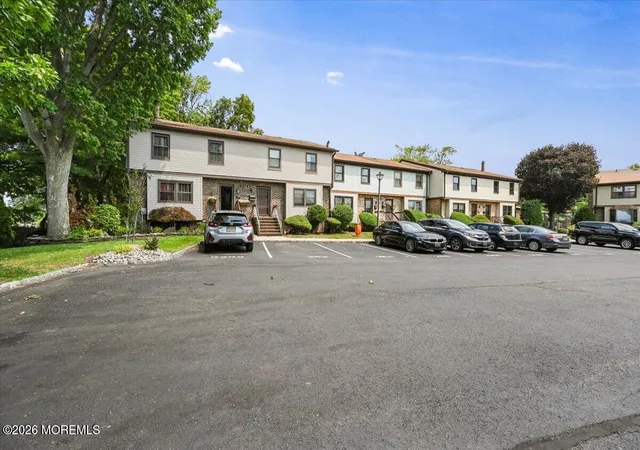 image of 27 Highview Dr, Woodbridge, NJ 07095