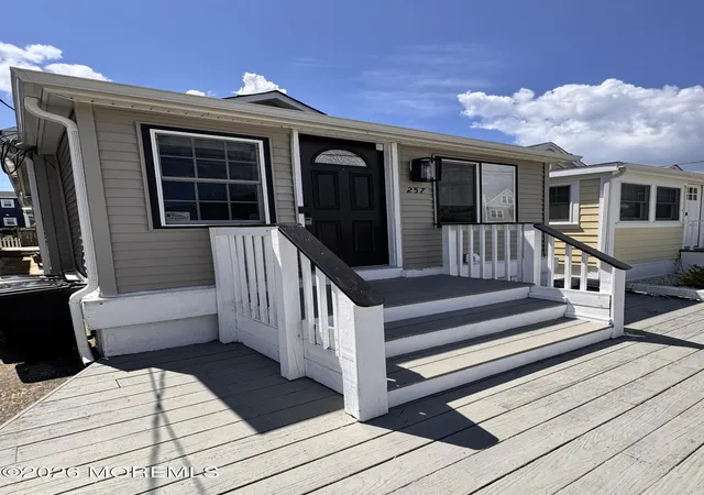 Photo 3 of Single family home for sale at 257 Sheridan Ave, Seaside Heights, NJ 08751 | MLS# 22623010 | Listing updated on 2026-08-11