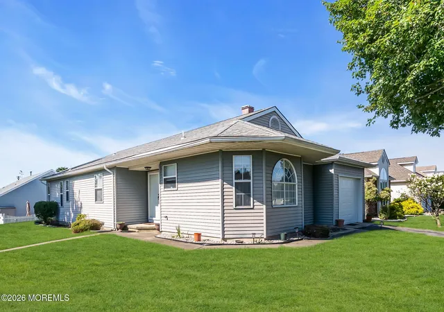 2nd image of 18 Prince Charles Dr, Toms River, NJ 08757 | MLS# 22624650