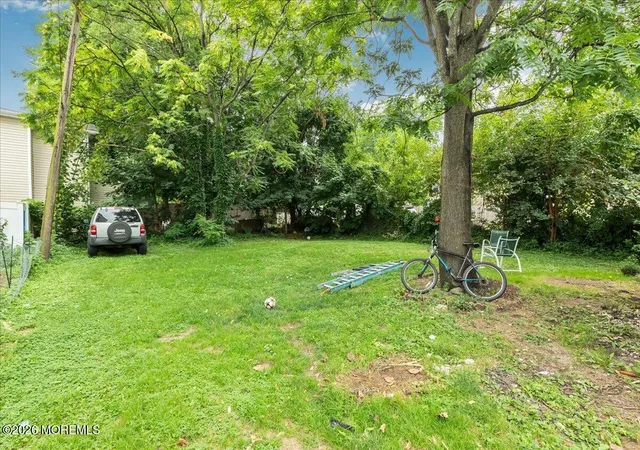 Listing Photo 4 - Condo for sale in building located at 133-135 Drs James Parker Blvd, Red Bank, NJ 07701