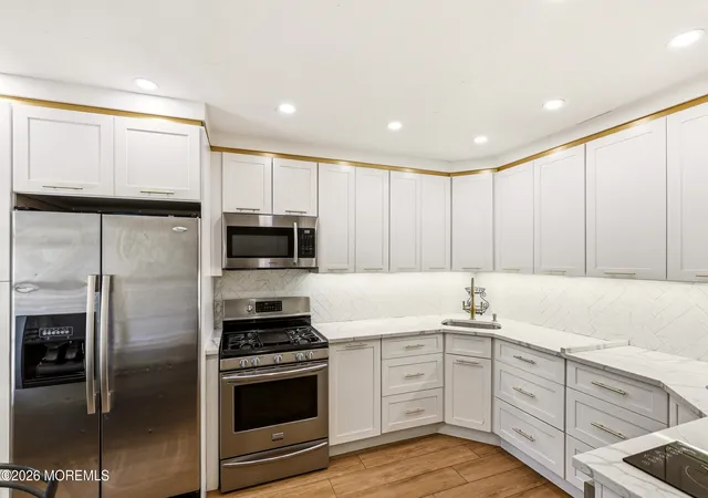 5th image of 549 Woodbine Ln, Lakewood, NJ 08701 | MLS# 22623430