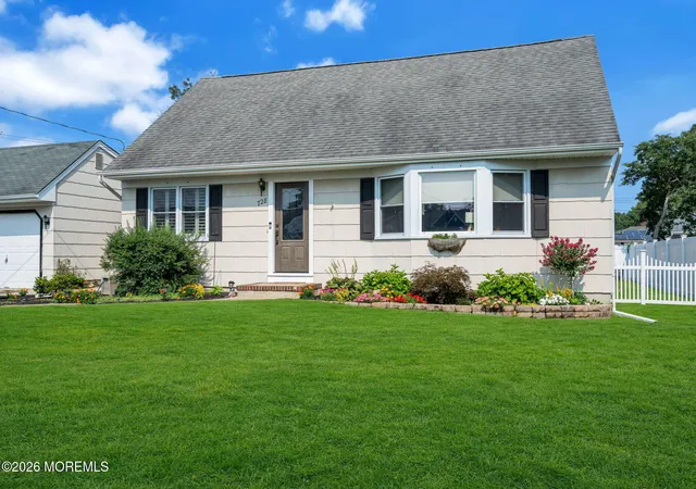 2nd image of 728 Neptune Ave, Beachwood, NJ 08722 | MLS# 22623037