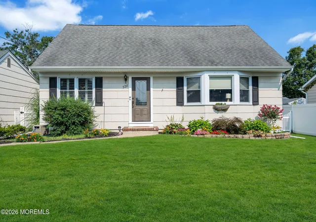 5th image of 728 Neptune Ave, Beachwood, NJ 08722 | MLS# 22623037