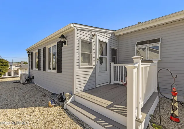 2nd image of 66 Jonathan Dr, Manahawkin, NJ 08050 | MLS# 22623032