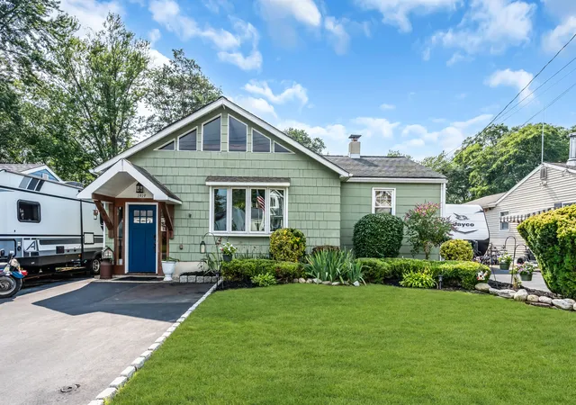 2nd image of 1919 Meadow Rd, Wall Township, NJ 07719 | MLS# 22623040
