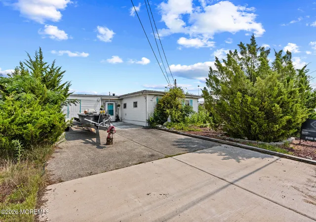27th image of 109 E Mohawk Dr, Little Egg Harbor Twp, NJ 08087 | MLS# 22623074