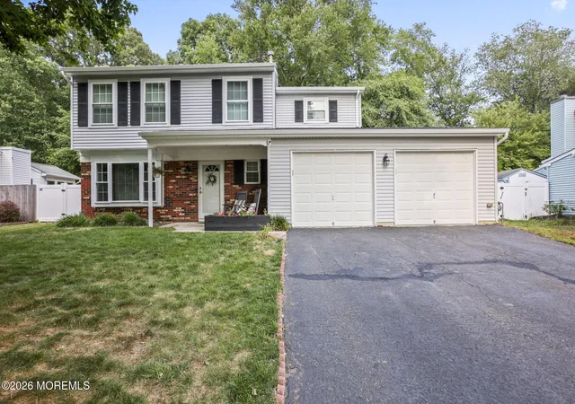 4th image of 30 Sweetbriar Trl, Howell, NJ 07731 | MLS# 22623088