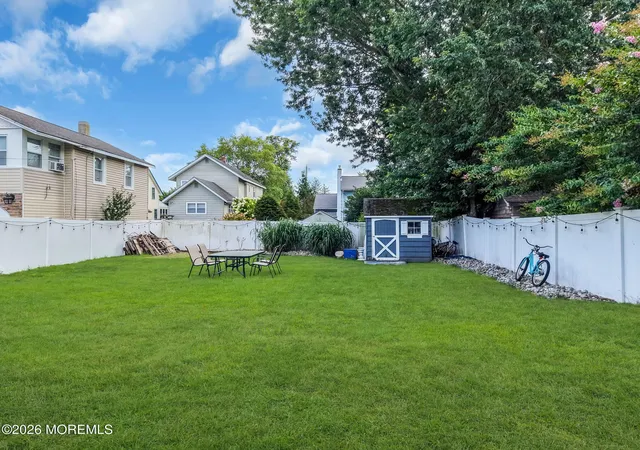 3rd image of 806 Trenton Ave, Point Pleasant Beach, NJ 08742 | MLS# 22623407