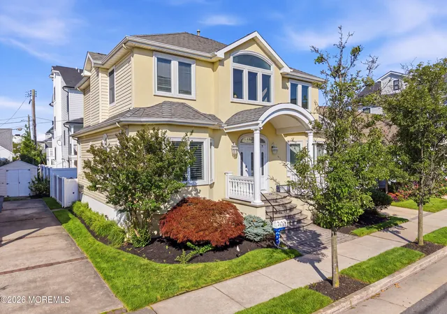 1st image of 21 N Kenyon Ave, Margate City, NJ 08402 | MLS# 22623097