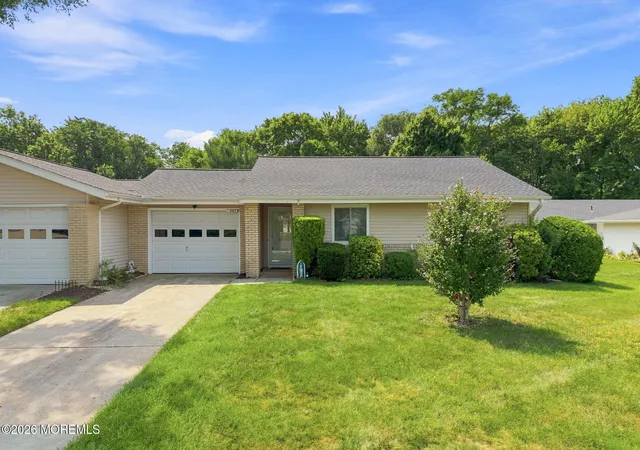4th image of 287B Oradell Dr, Monroe Township, NJ 08831 | MLS# 22623173