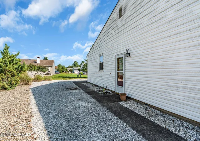 58th image of 17 Wiltshire Ct, Toms River, NJ 08757 | MLS# 22623121