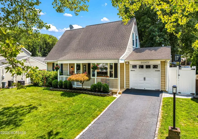 1st image of 80 Ivy Hill Dr, Matawan, NJ 07747 | MLS# 22623110