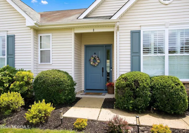 1st image of 8 Bridle Wy, Manchester, NJ 08759 | MLS# 22623218