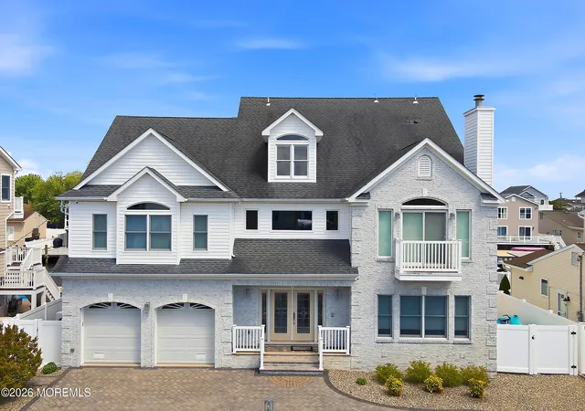 Photo 3 of Single family home for sale at 17 Lagoon Dr W, Toms River, NJ 08753 | MLS# 22623187 | Listing updated on 2026-09-13
