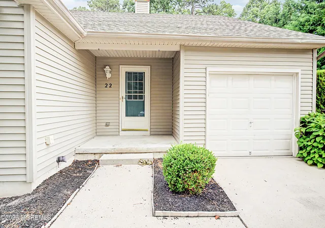 Photo 3 of Sale Pending at 22 Timberline Dr, Little Egg Harbor Twp, NJ 08087 | MLS# 22623696 | Listing updated on 2026-08-21