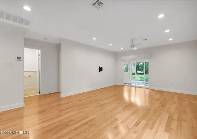 5th image of 10 Medford Ct, Red Bank, NJ 07701 | MLS# 22623399