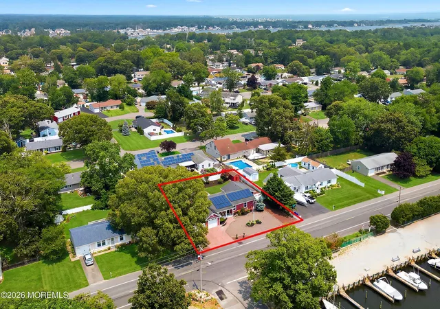 2nd image of 406 Laurel Blvd, Lanoka Harbor, NJ 08734 | MLS# 22623357