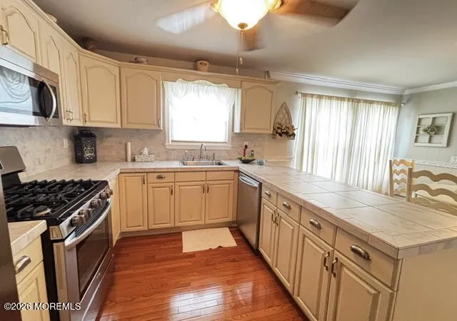 Photo 3 of Single family home for sale at 6 Kresson Ct, Toms River, NJ 08757 | MLS# 22623512 | Listing updated on 2026-10-08