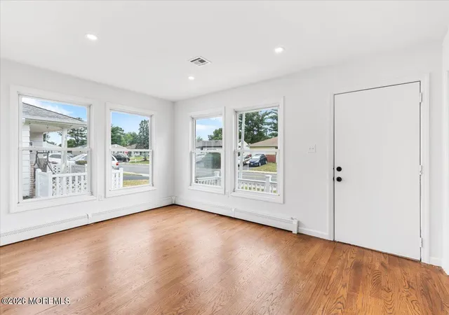 Photo 1 of Single family home for sale at 385 Barbados Dr N, Toms River, NJ 08757 | MLS# 22623242 | Listing updated on 2026-09-25