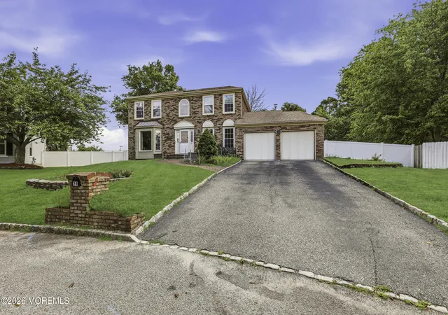 Photo 3 of Sale Pending at 39 Driftwood Dr, Howell, NJ 07731 | MLS# 22623225 | Listing updated on 2026-09-11