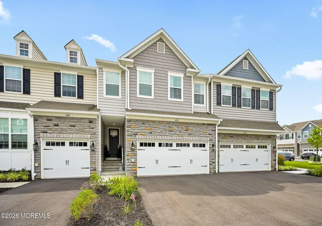 2nd image of 4039 Heron Dr, Farmingdale, NJ 07727 | MLS# 22623232