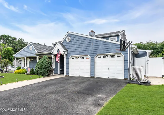2nd image of 3 Hedgewood Rd, Howell, NJ 07731 | MLS# 22623257
