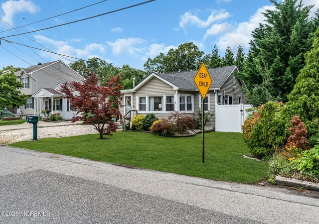 3rd image of 22 Woodland Dr, Brick, NJ 08723 | MLS# 22623804