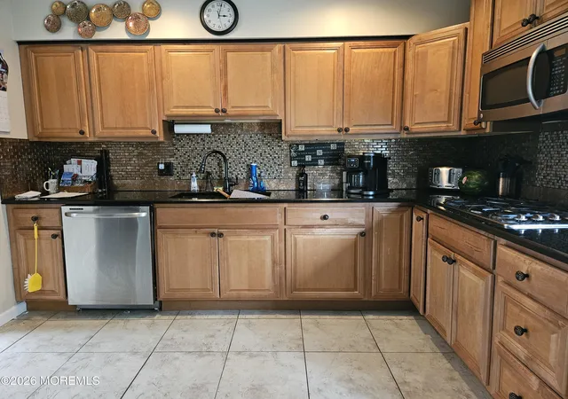 3rd image of 14 Cypress St, Hazlet, NJ 07730 | MLS# 22624891