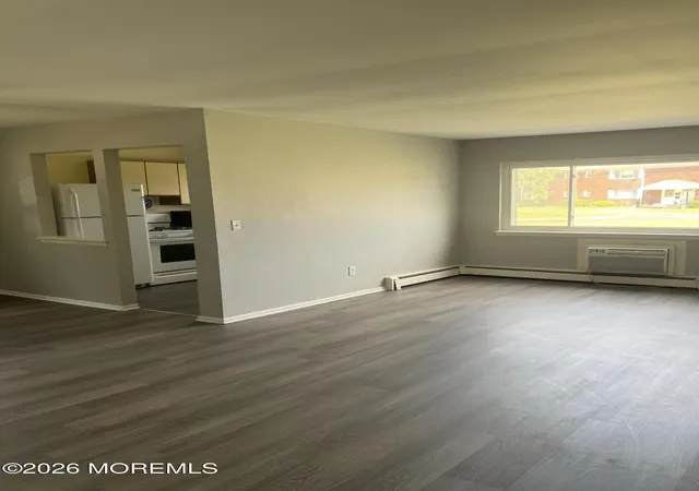 3rd image of 10 Juniper Ln #10 A, Eatontown, NJ 07724 | MLS# 22623808