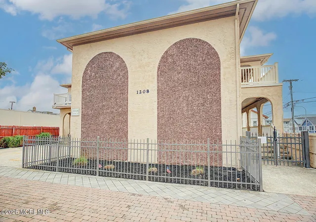 4th image of 1210 Ocean Blvd, Seaside Heights, NJ 08751
