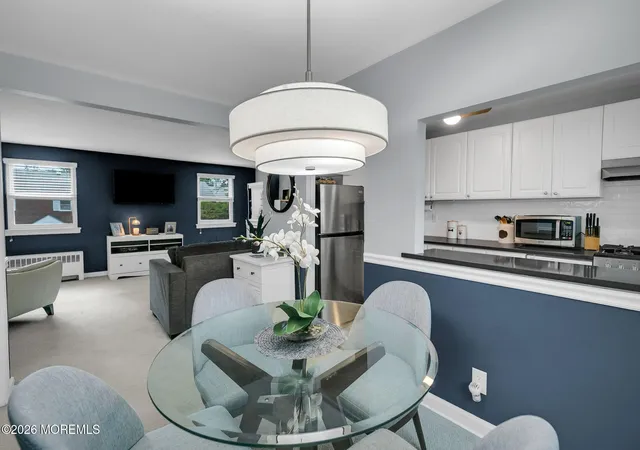 Listing Photo 4 - Condo for sale in building located at 160 Manor Dr, Red Bank, NJ 07701