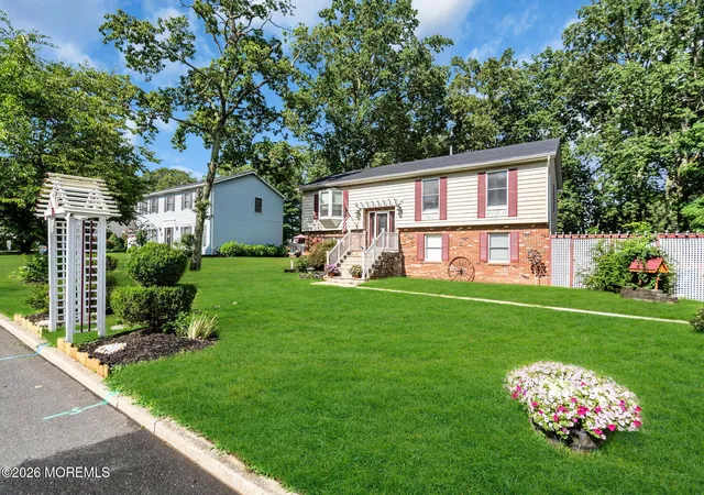 3rd image of 5 Hickory Hill Rd, Jackson, NJ 08527 | MLS# 22623932