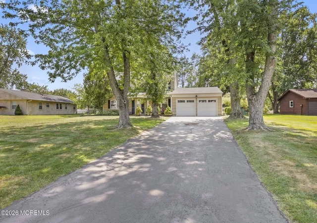 32nd image of 384 Taylors Mills Rd, Manalapan, NJ 07726 | MLS# 22623330
